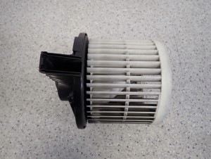 HONDA CIVIC UFO VIII 06-11 WENTYLATOR NAGRZEWNICY DMUCHAWA 4/6 MINIATURA