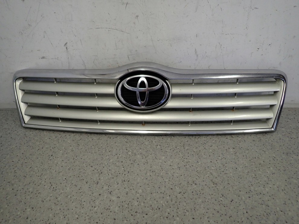 TOYOTA AVENSIS T25 03 - 05 ATRAPA KRATA WLOTU POWIETRZA 1C0 1/11