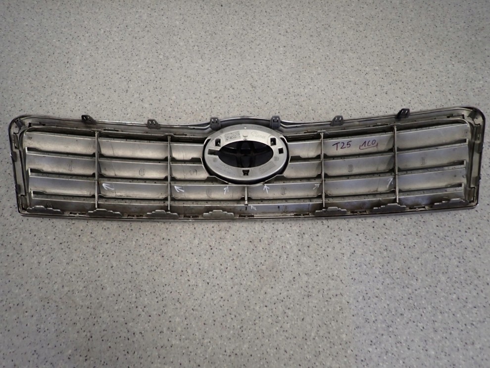 TOYOTA AVENSIS T25 03 - 05 ATRAPA KRATA WLOTU POWIETRZA 1C0 7/11