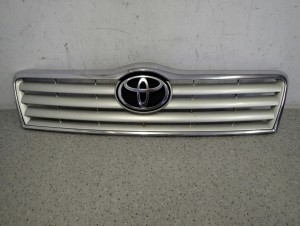 TOYOTA AVENSIS T25 03 - 05 ATRAPA KRATA WLOTU POWIETRZA 1C0