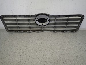 TOYOTA AVENSIS T25 03 - 05 ATRAPA KRATA WLOTU POWIETRZA 1C0 6/11 MINIATURA