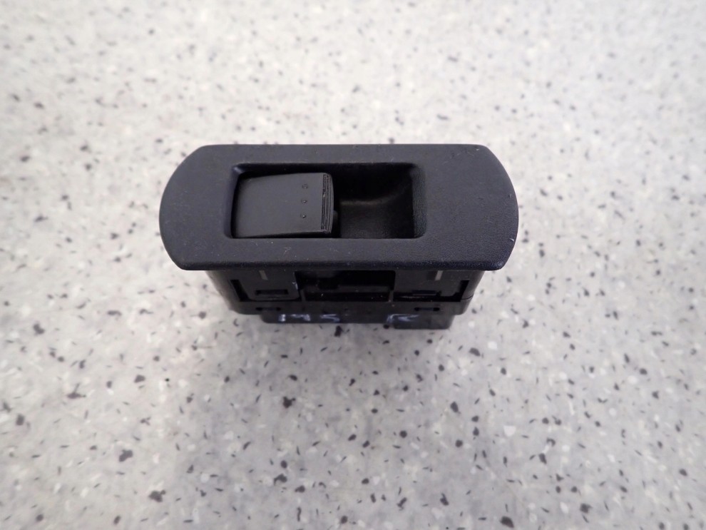 MAZDA 5 MAZDA5 05-10 PRZEŁĄCZNIK SZYBY PRAWY 2/6