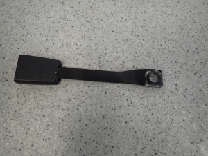 SUZUKI ALTO NISSAN PIXO 09- ZAPINKA PASA PRZEDNIA PRAWA 2/8 MINIATURA