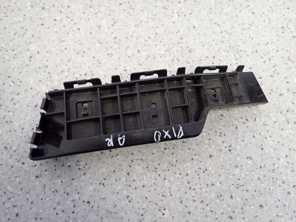 SUZUKI ALTO NISSAN PIXO 09- ŚLIZG ZDERZAKA TYLNY PRAWY 1/2