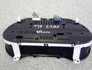 TOYOTA AVENSIS T25 03-05 2,2 D4D ZEGARY LICZNIK EUROPA 3/5 MINIATURA