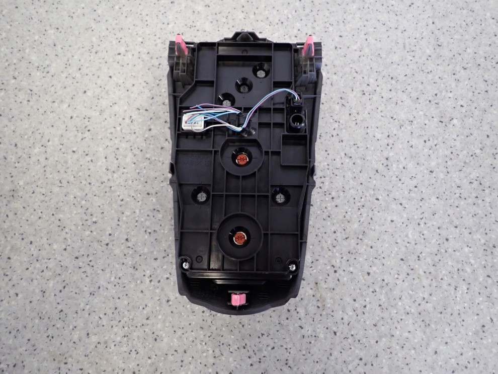 TOYOTA YARIS II 06-09 PANEL STEROWANIA NAWIEWEM 2/6