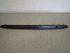 TOYOTA COROLLA E12 HB 02- LISTWA KLAPY TYLNEJ BLENDA