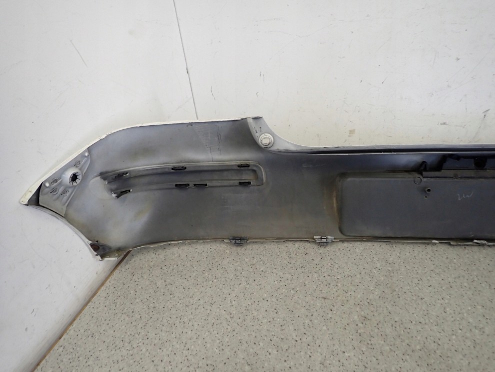 TOYOTA YARIS I FR 03-05 ZDERZAK TYLNY TYŁ GÓRA 8/10