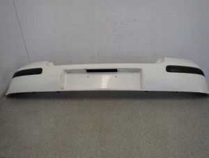 TOYOTA YARIS I FR 03-05 ZDERZAK TYLNY TYŁ GÓRA 6/10 MINIATURA