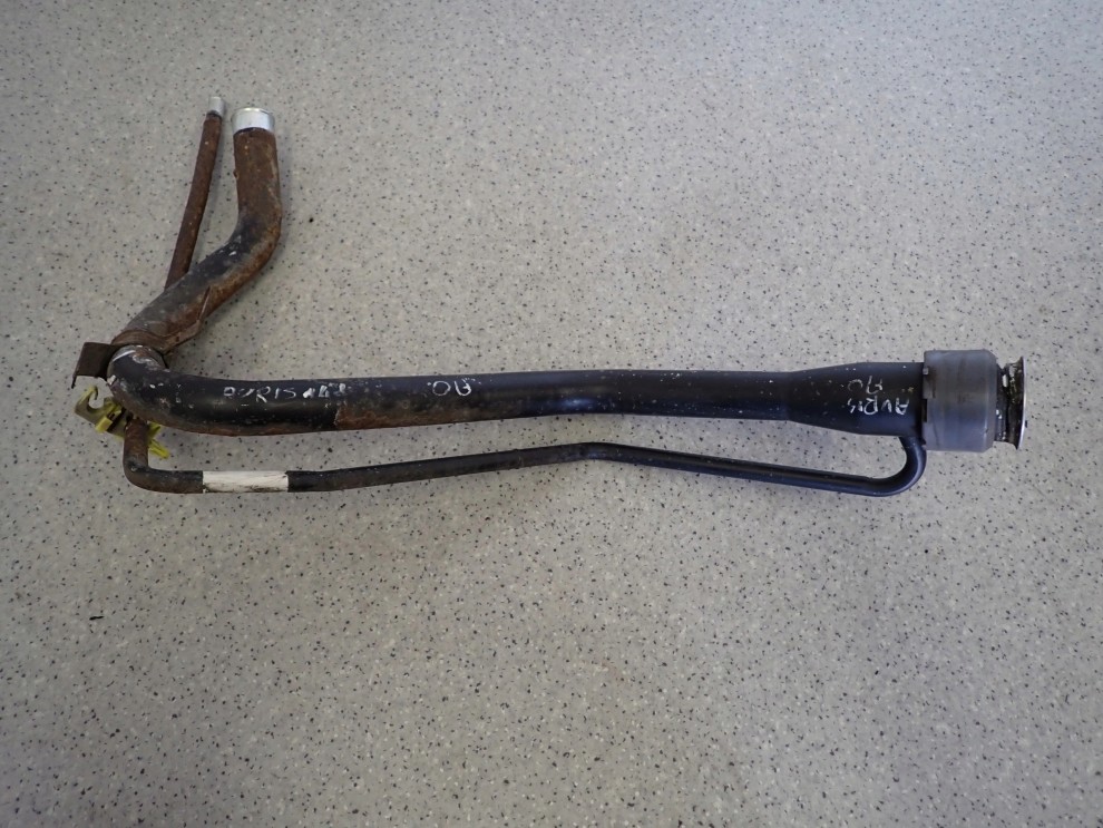 TOYOTA AURIS 07- 1.4 D4D RURA WLEWU PALIWA 3/8