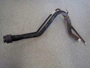 TOYOTA AURIS 07- 1.4 D4D RURA WLEWU PALIWA 1/8 MINIATURA