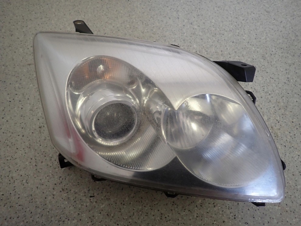 TOYOTA AVENSIS T25 03-05 REFLEKTOR LAMPA PRZEDNIA PRAWA 1/13