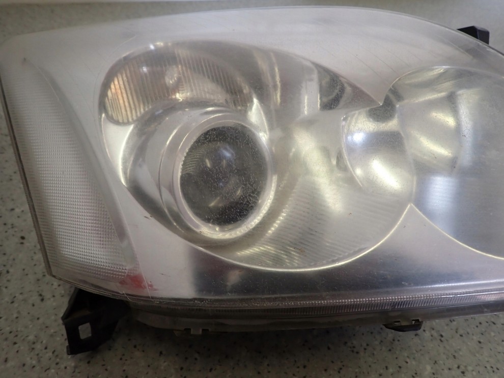 TOYOTA AVENSIS T25 03-05 REFLEKTOR LAMPA PRZEDNIA PRAWA 5/13