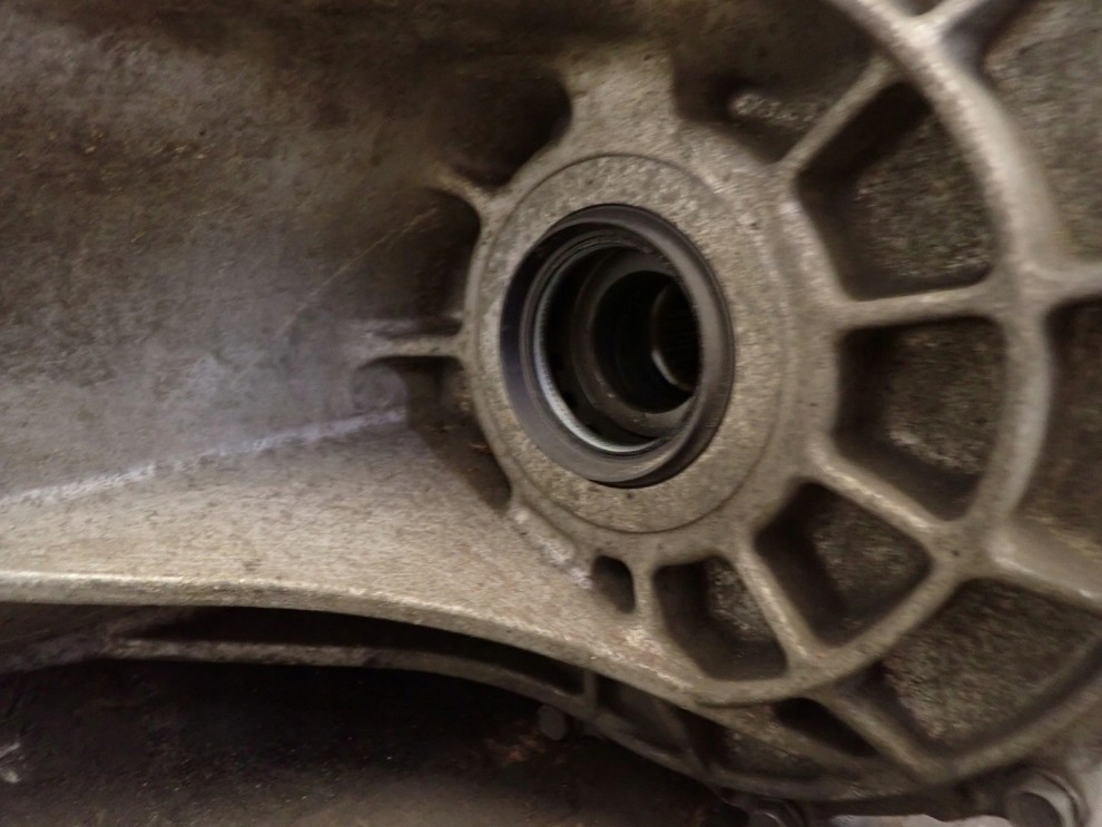 AVENSIS T25 COROLLA VERSO 2.0 2.2 D4D 126KM SKRZYNIA BIEGÓW MANUALNA 6 BIEG 6/10