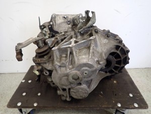 AVENSIS T25 COROLLA VERSO 2.0 2.2 D4D 126KM SKRZYNIA BIEGÓW MANUALNA 6 BIEG 8/10 MINIATURA