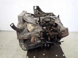 AVENSIS T25 COROLLA VERSO 2.0 2.2 D4D 126KM SKRZYNIA BIEGÓW MANUALNA 6 BIEG 9/10 MINIATURA