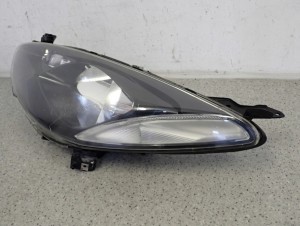 MAZDA2 MAZDA 2 DE 07-10 LAMPA PRZEDNIA LEWA EUROPA 8/9 MINIATURA