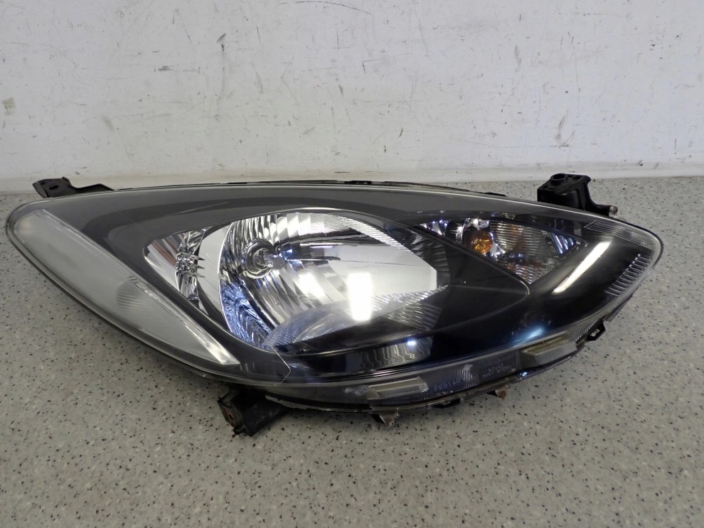 MAZDA2 MAZDA 2 DE 07-10 LAMPA PRZEDNIA PRAWA EUROPA 1/6