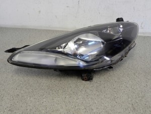 MAZDA2 MAZDA 2 DE 07-10 LAMPA PRZEDNIA PRAWA EUROPA 4/6 MINIATURA