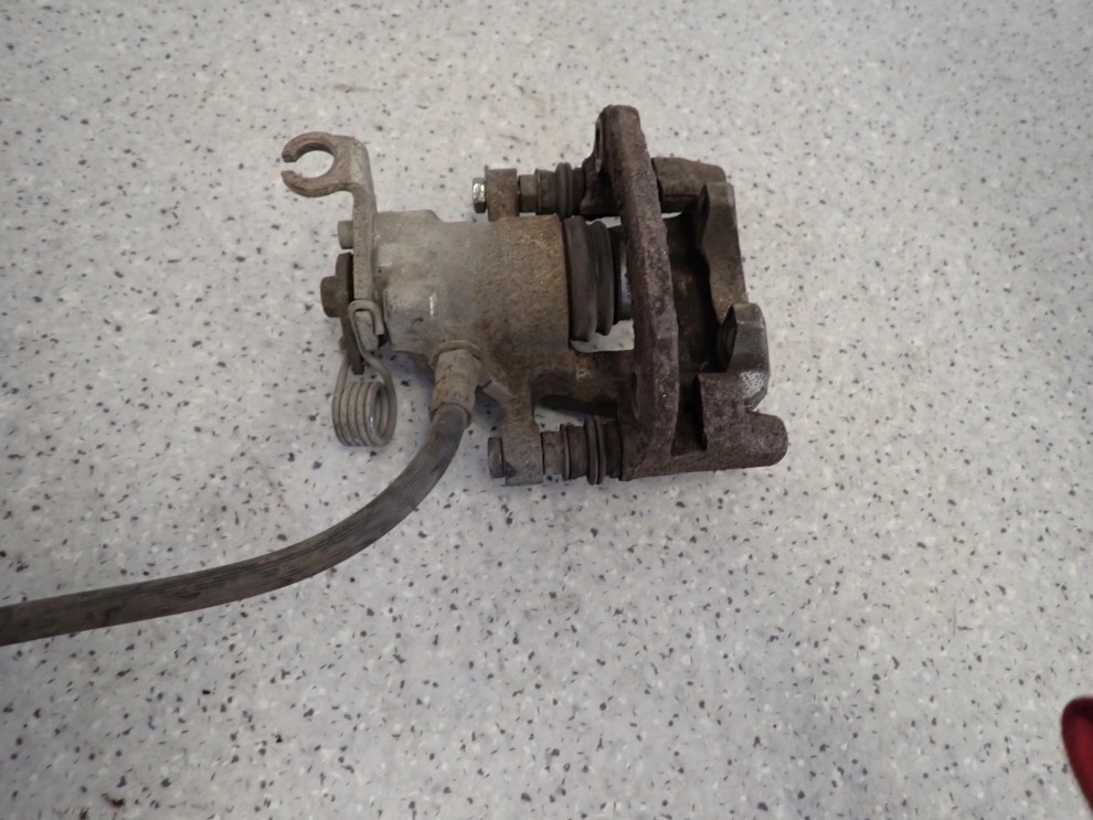 MITSUBISHI COLT CZ3 04-12 ZACISK HAMULCOWY TYLNY PRAWY 5/5