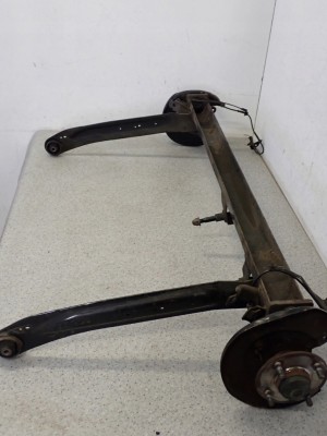 NISSAN ALMERA N16 00-06 BELKA ZAWIESZENIA TYŁ 8/8 MINIATURA