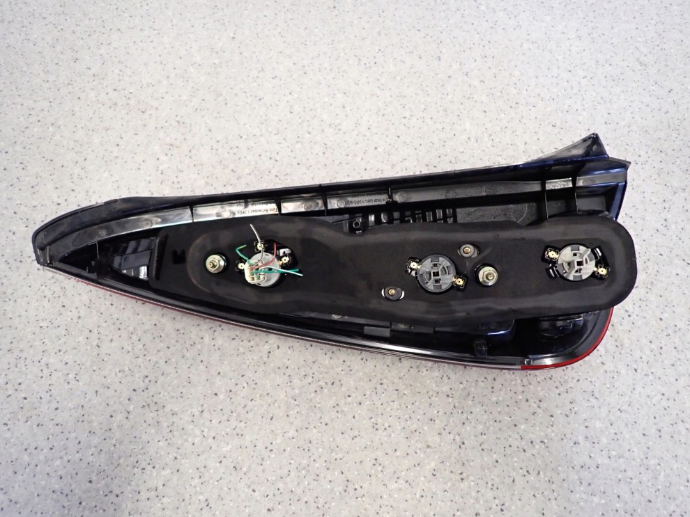 TOYOTA YARIS VERSO 03-05 LAMPA TYLNA PRAWA EUROPA 5/7