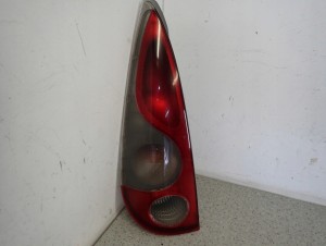 TOYOTA YARIS VERSO 00 - 02 LAMPA LEWA TYŁ EUROPA 1/4 MINIATURA