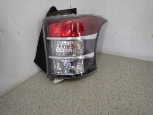 TOYOTA IQ 08-12 LAMPA TYLNA PRAWA TYŁ 1/5 MINIATURA