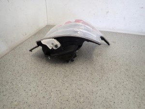 TOYOTA IQ 08-12 LAMPA TYLNA PRAWA TYŁ 3/5 MINIATURA