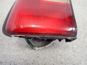 TOYOTA RAV4 RAV 4 94-98 LAMPA TYLNA LEWA 3/8 MINIATURA