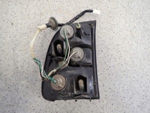 TOYOTA RAV4 RAV 4 94-98 LAMPA TYLNA PRAWA 4/7 MINIATURA