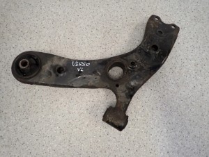 TOYOTA VERSO 09-13 WAHACZ PRZEDNI LEWY 1/2 MINIATURA