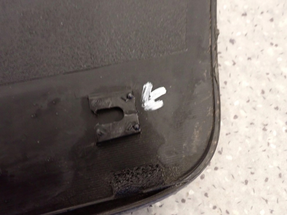 FIAT SEDICI 06-13 LISTWA DRZWI TYLNA PRAWA 8/12