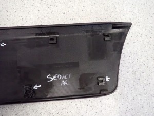 FIAT SEDICI 06-13 LISTWA DRZWI TYLNA PRAWA 7/12 MINIATURA