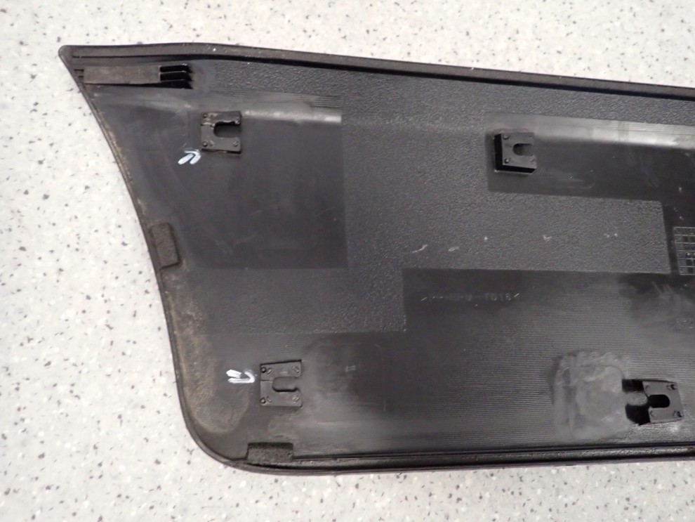 FIAT SEDICI 06-13 LISTWA DRZWI TYLNA LEWA 5/9