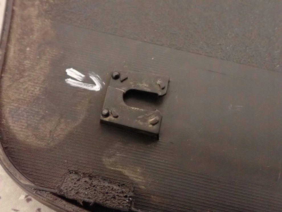 FIAT SEDICI 06-13 LISTWA DRZWI TYLNA LEWA 8/9