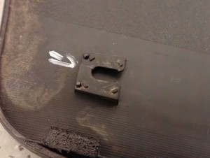 FIAT SEDICI 06-13 LISTWA DRZWI TYLNA LEWA 8/9 MINIATURA