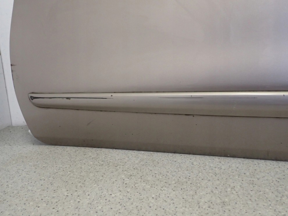 NISSAN NOTE E11 06-12 DRZWI PRZEDNIE LEWE C30 5/10