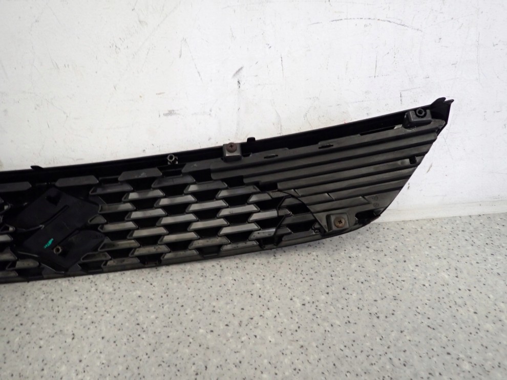 SUZUKI SWIFT IV MK7 ATRAPA CHŁODNICY KRATKA ORYGINAŁ 12/13