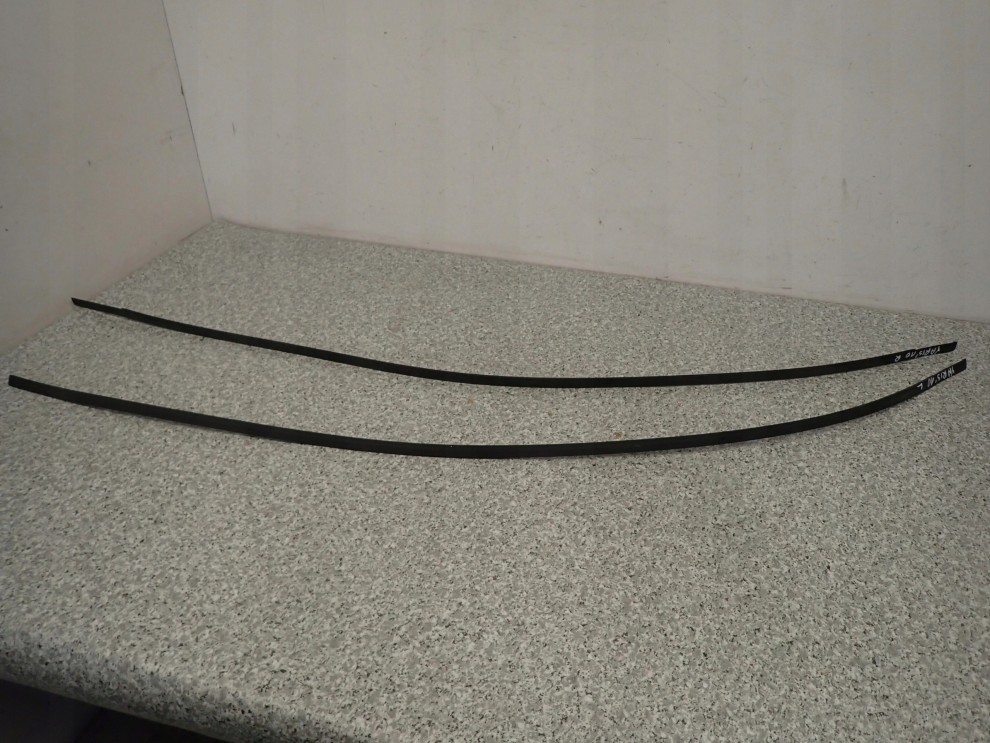 TOYOTA YARIS II 06-11 LISTWA DACHOWA PRAWA 1/3