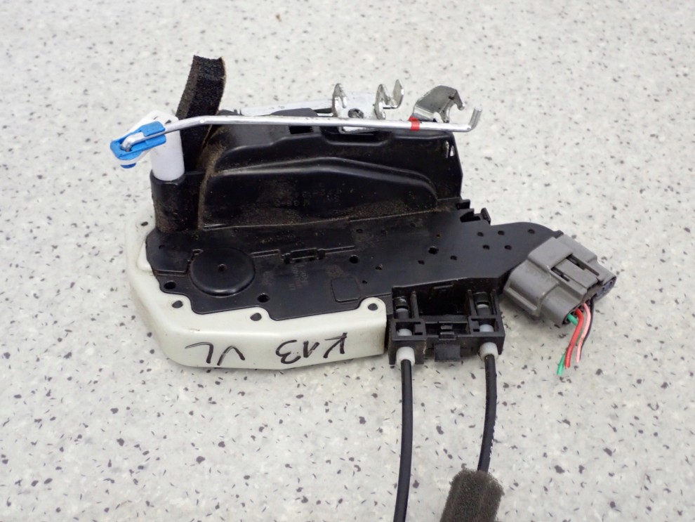 NISSAN MICRA K13 10-16 ZAMEK DRZWI PRZEDNI LEWY 6/7