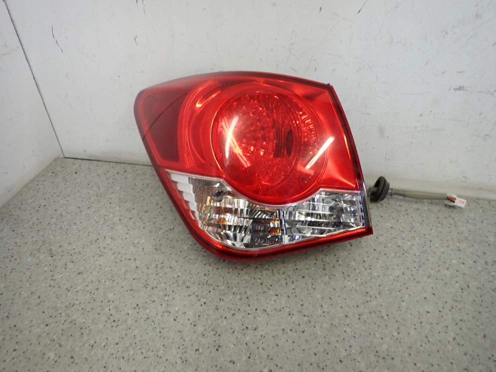 CHEVROLET CRUZE SEDAN 4D 08-12 LAMPA TYLNA LEWA EUROPA 2/6