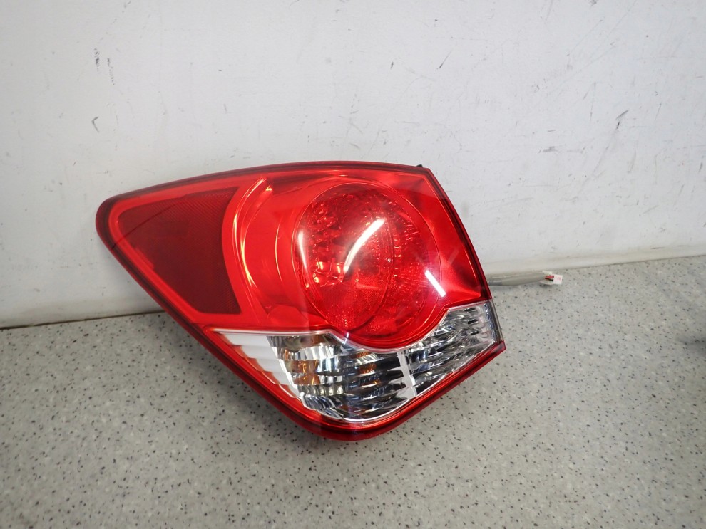 CHEVROLET CRUZE SEDAN 4D 08-12 LAMPA TYLNA LEWA EUROPA 4/6