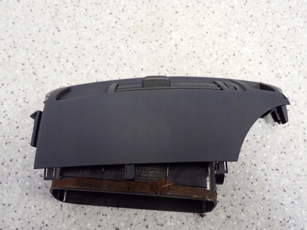 TOYOTA VERSO 09-13 KRATKA NAWIEWU 3/6