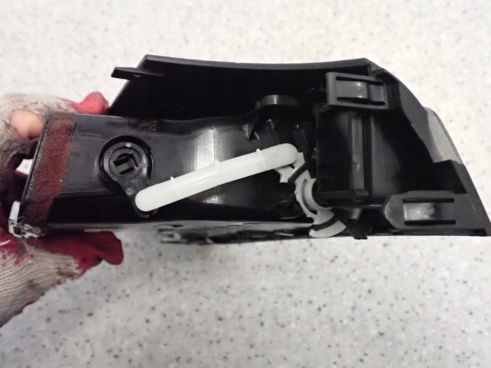 TOYOTA VERSO 09-13 KRATKA NAWIEWU 6/6