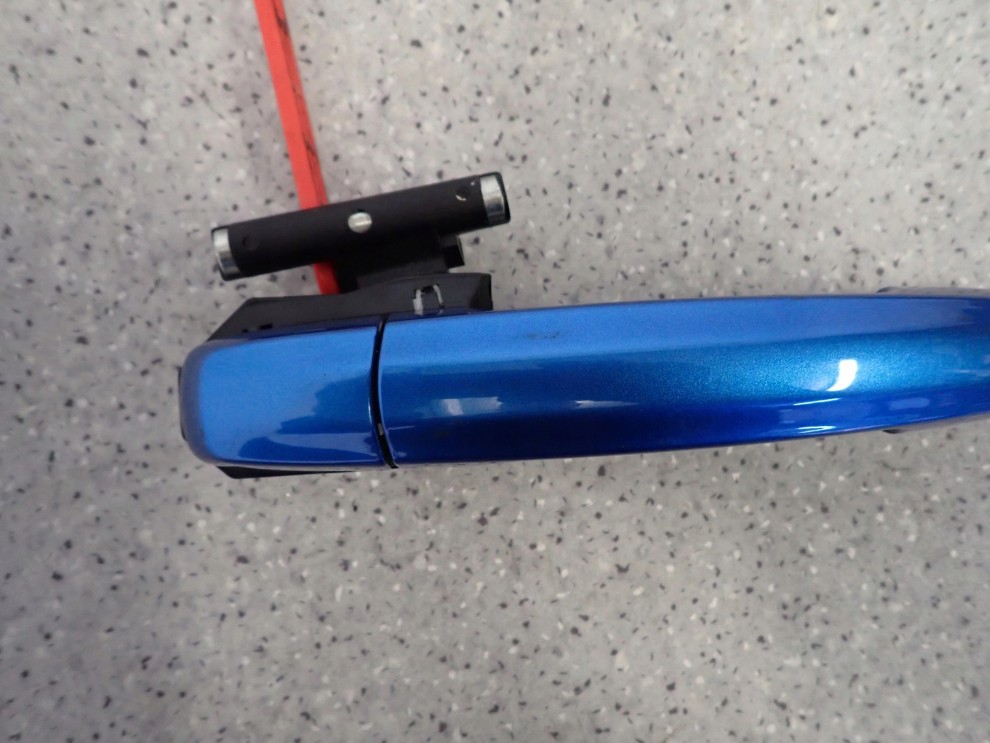 SUZUKI CELERIO 14-19 KLAMKA DRZWI TYLNA PRAWA ZQE 2/6