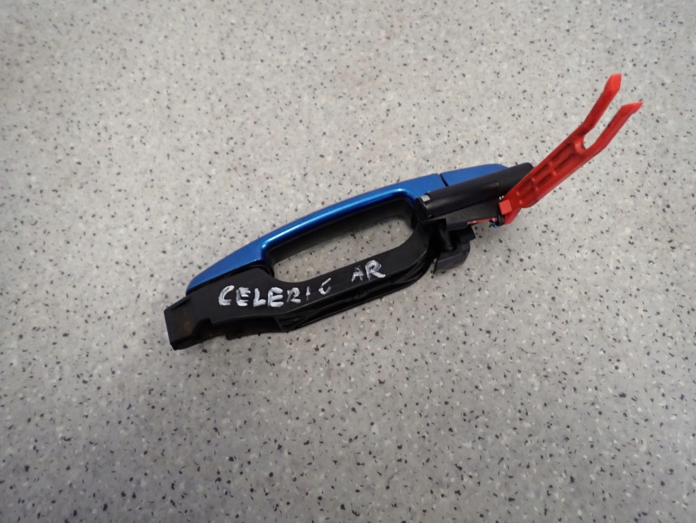 SUZUKI CELERIO 14-19 KLAMKA DRZWI TYLNA PRAWA ZQE 4/6