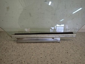 SUZUKI CELERIO 14-19 SZYBA DRZWI TYLNA PRAWA 2/3 MINIATURA