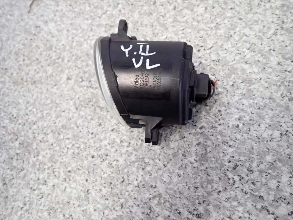 TOYOTA YARIS II 06-09 HALOGEN PRZEDNI LEWY 4/5