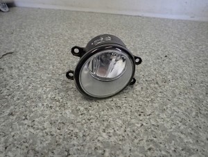 TOYOTA YARIS II 06-09 HALOGEN PRZEDNI LEWY 1/5 MINIATURA